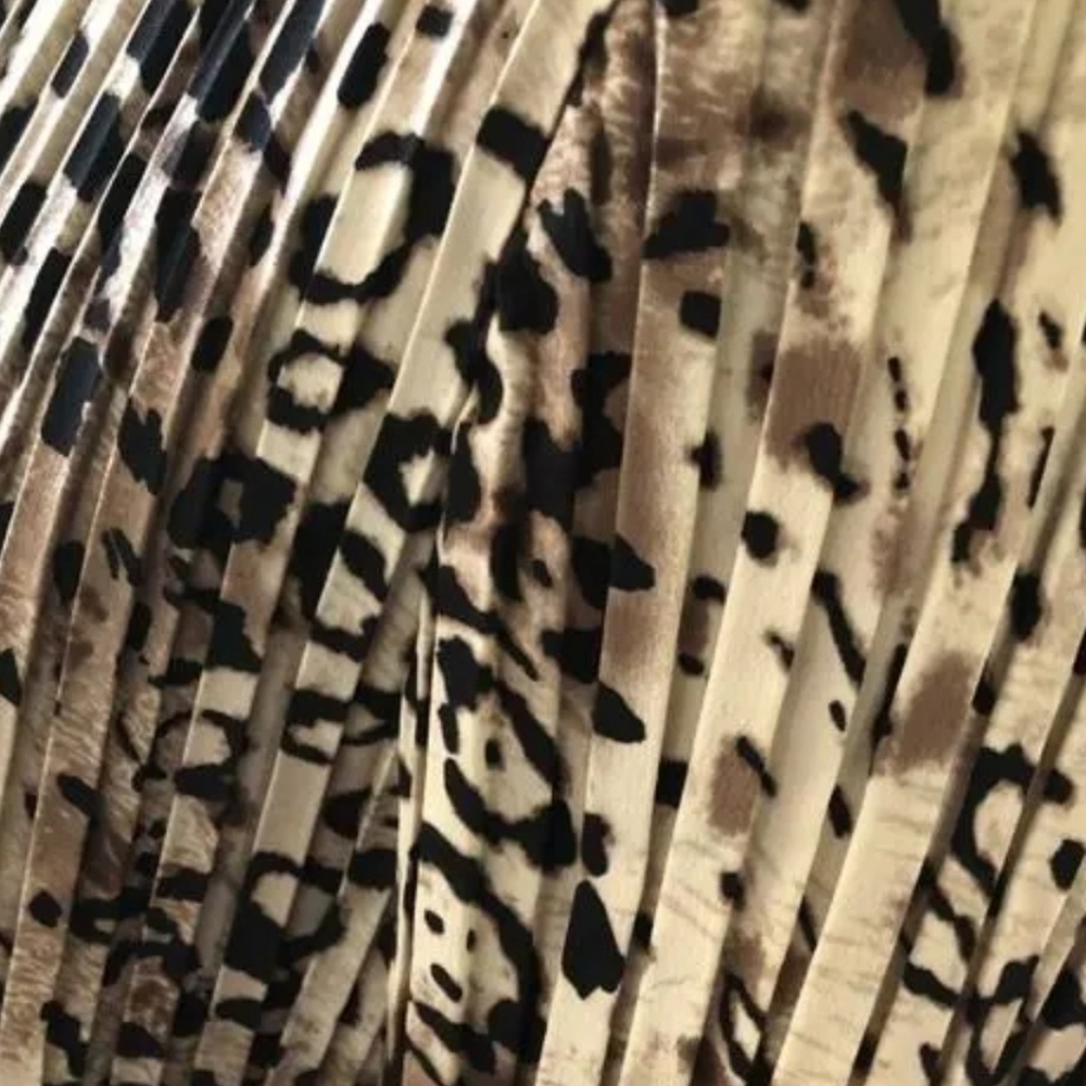 Laura Scott blouse - Picture 9 of 9